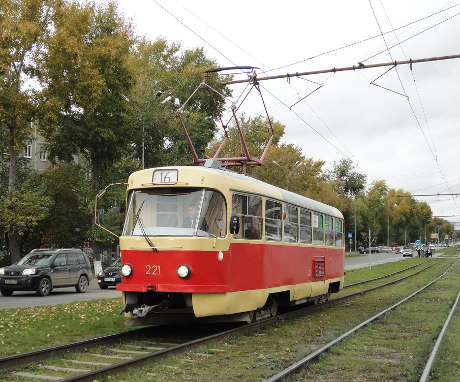 Екатеринбург, Tatra T3SU № 221