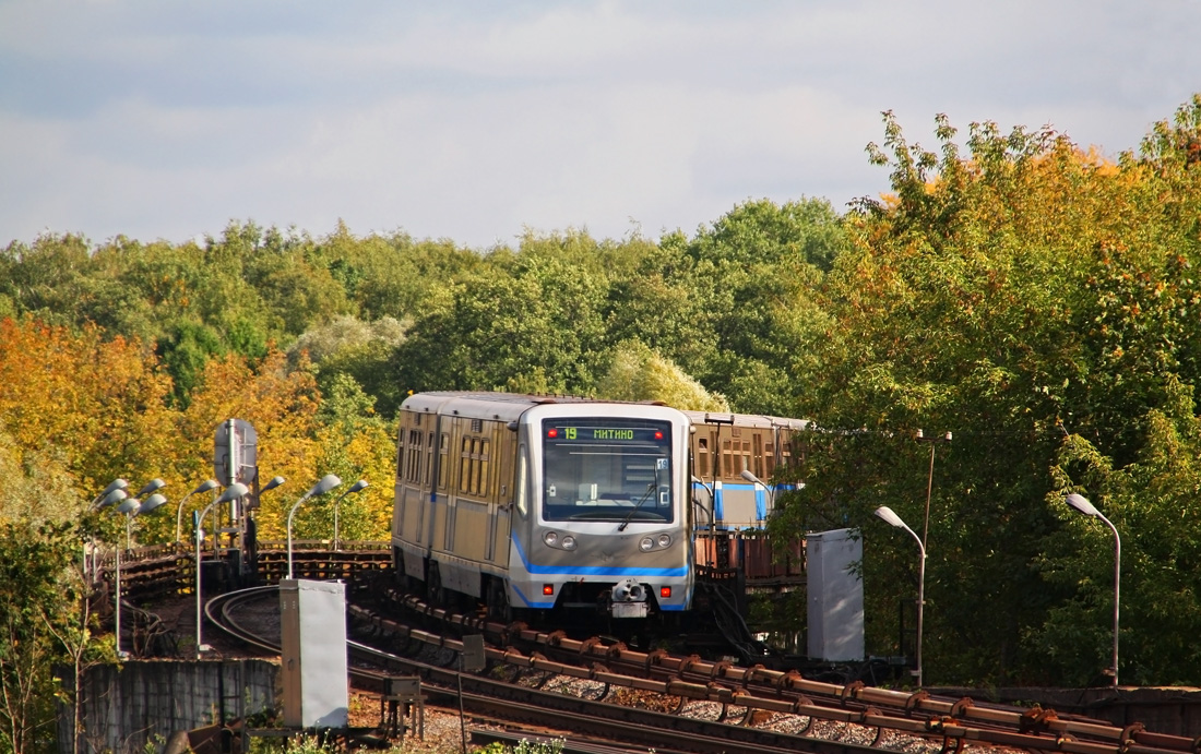 Москва, 81-740.1 «Русич» № 0137
