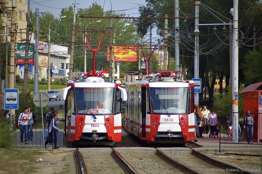 Волгоград, 71-154 (ЛВС-2009) № 5844; Волгоград, 71-154 (ЛВС-2009) № 5838