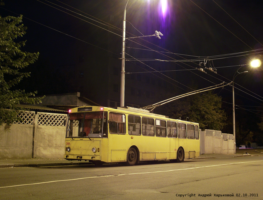Киев, Škoda 14Tr02/6 № 391