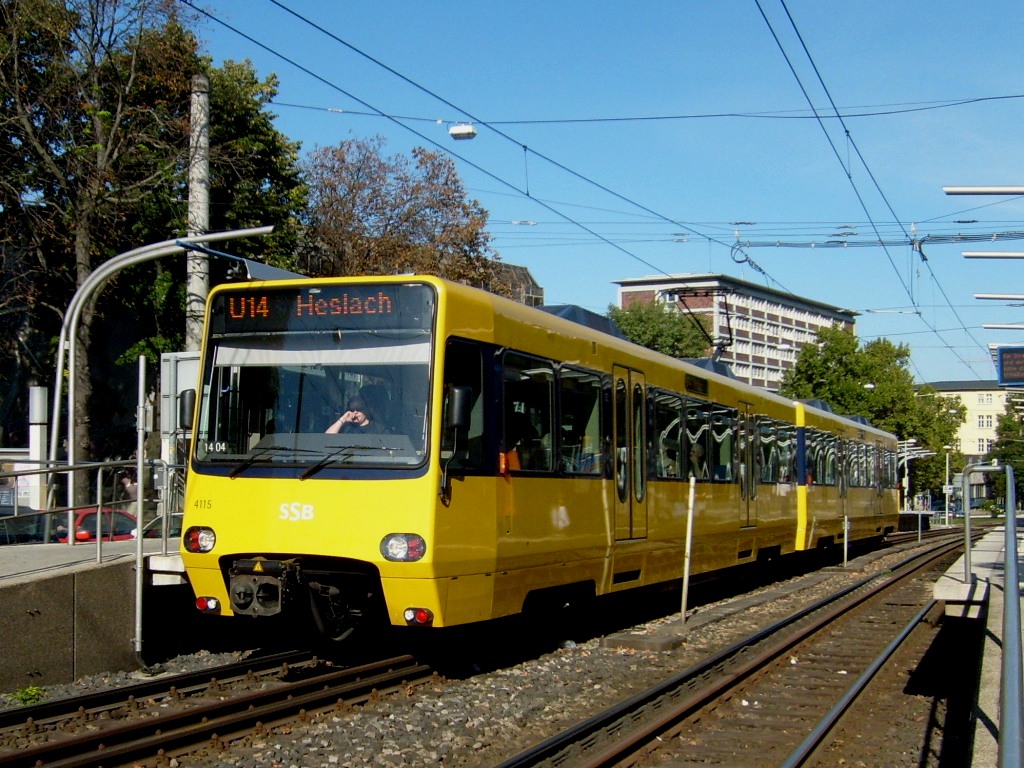 Штутгарт, Duewag DT8.S № 4115