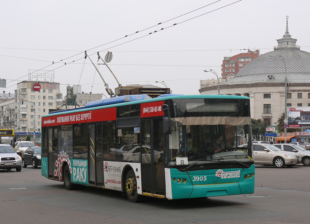 Kijev, LAZ E183D1 Br. 3905