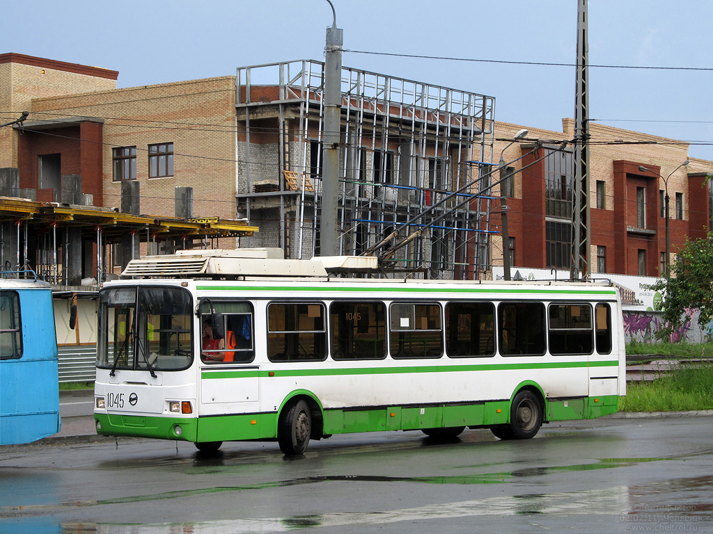 车里亚宾斯克, LiAZ-5280 (VZTM) # 1045