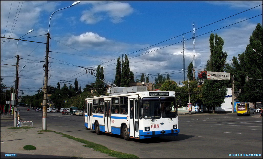 Кривой Рог, ЮМЗ Т2 мод. 7 № 668