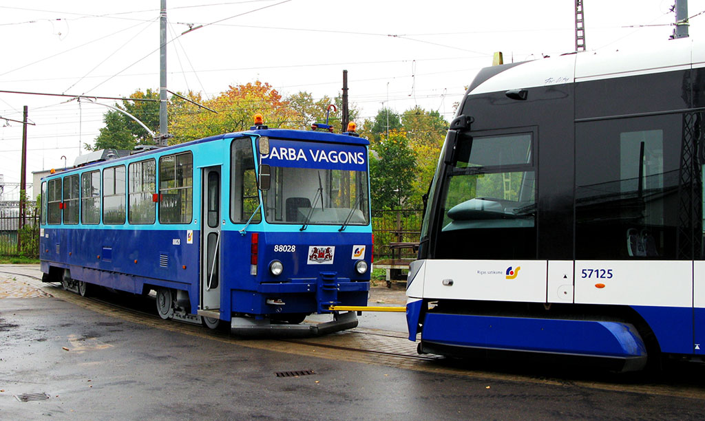 Рига, Tatra T6B5SU № 88028