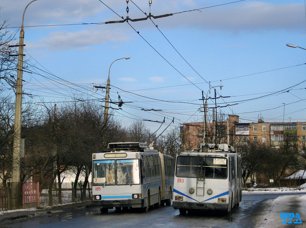 Луцк, ЮМЗ Т1 № 195; Луцк, ЮМЗ Т1 № 193
