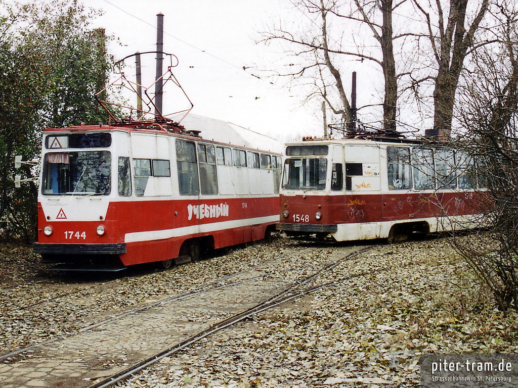 Санкт-Петербург, ЛМ-68М № 1744; Санкт-Петербург, ЛМ-68М № 1548