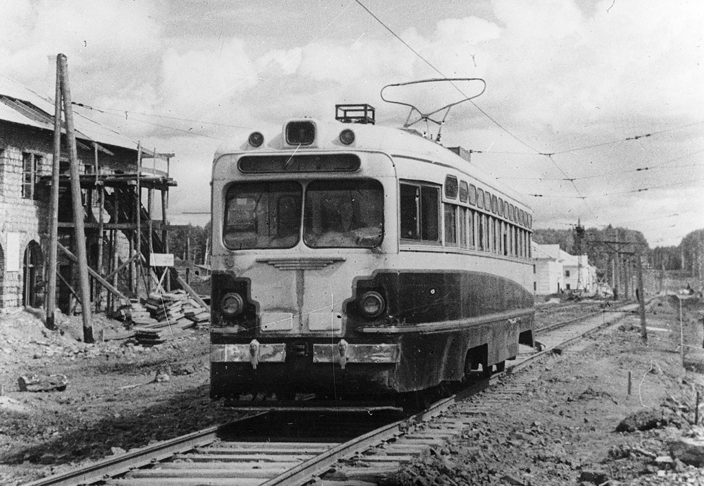 Волчанск, МТВ-82 № 1; Волчанск — Старые фотографии