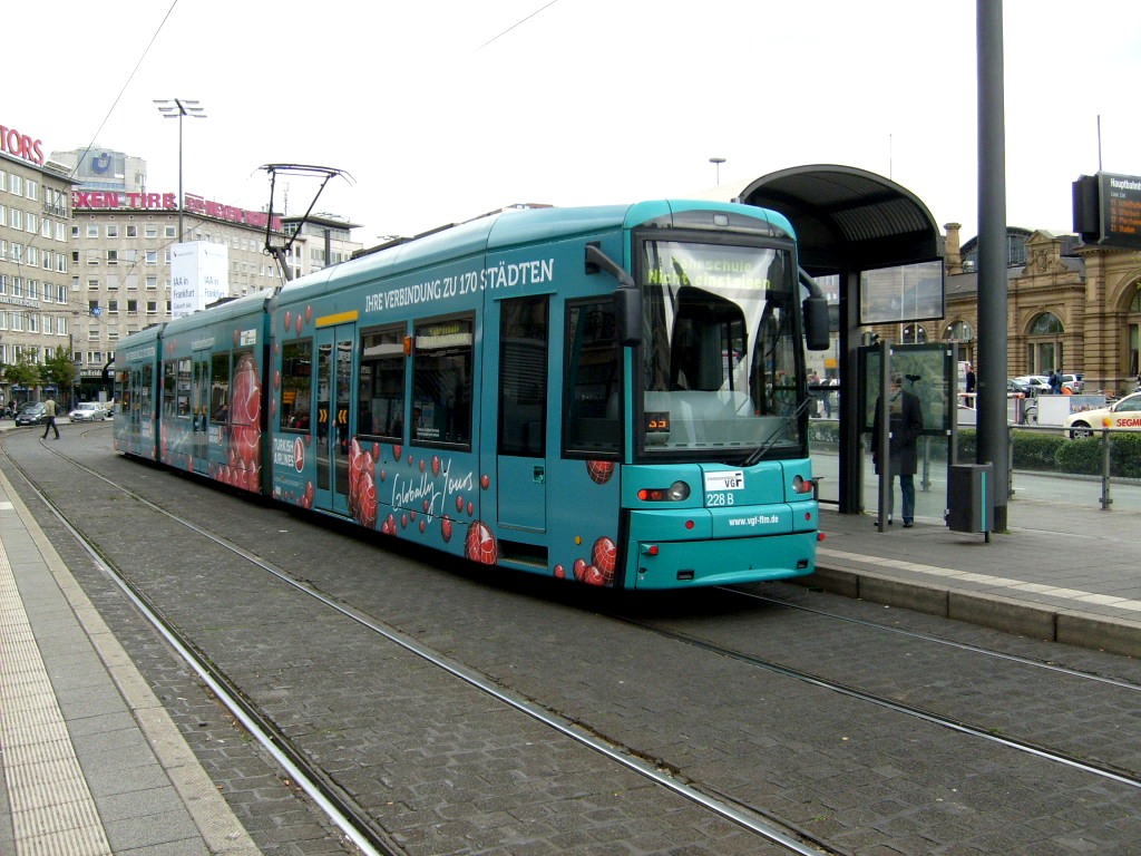 Frankfurt am Main, Bombardier Flexity Classic № 228