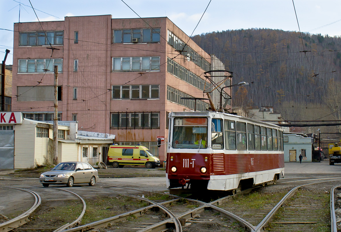 Златоуст, 71-605 (КТМ-5М3) № 111
