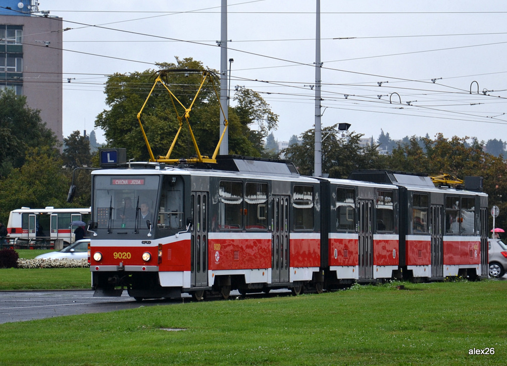 Прага, Tatra KT8D5 № 9020