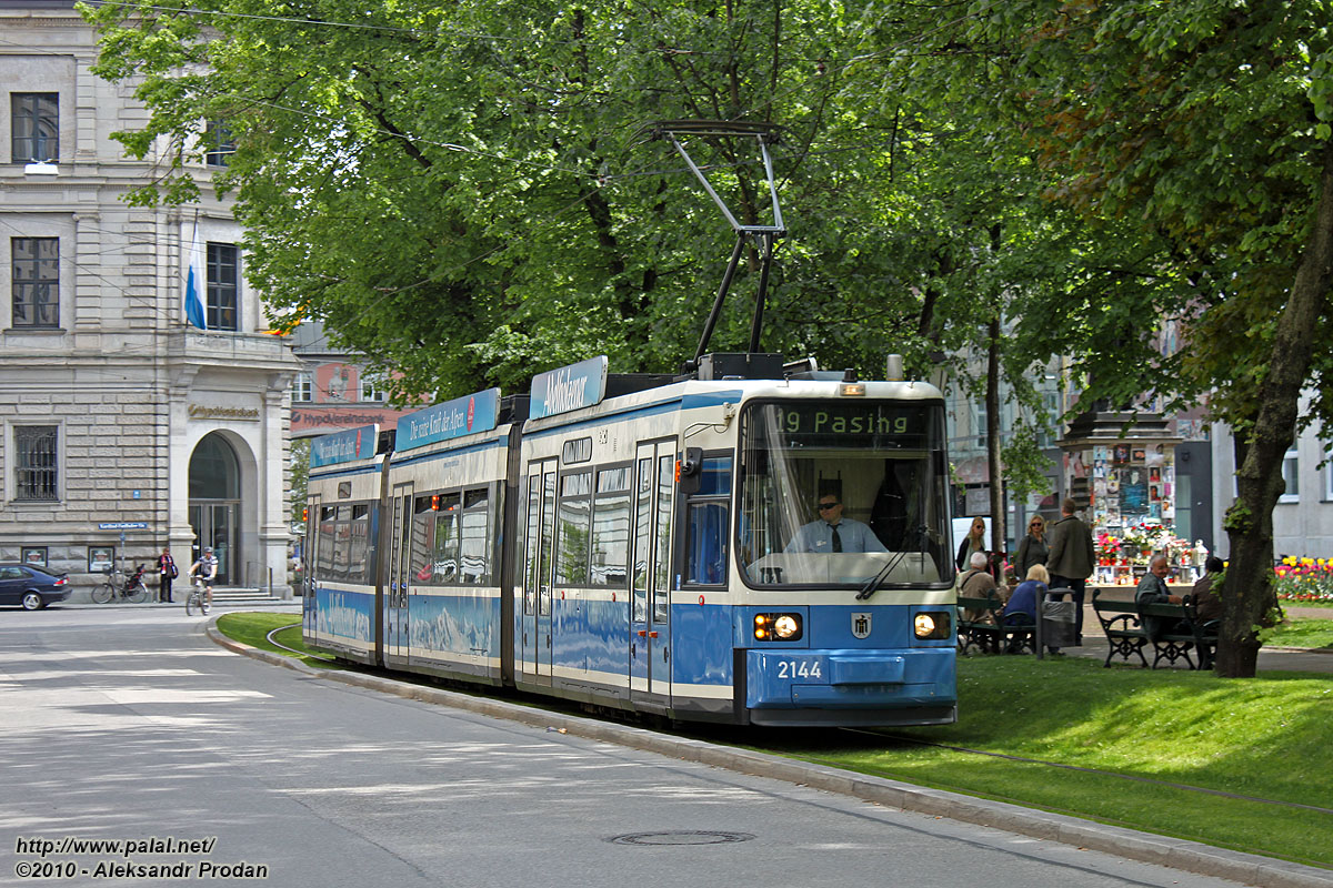 Мюнхен, Adtranz R2.2 № 2144