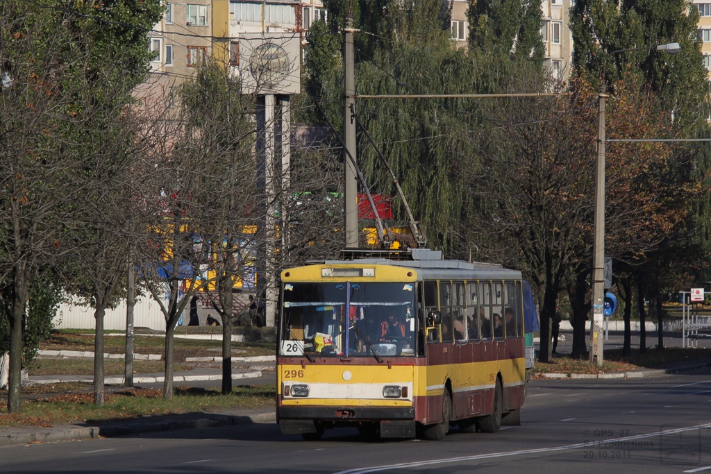 Киев, Škoda 14Tr02/6 № 296