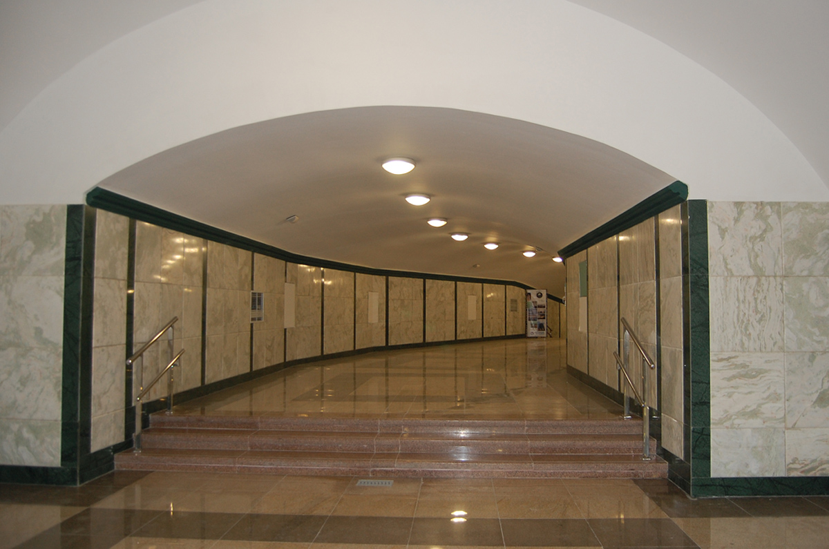 阿拉木圖 — Day of open doors in subway; 阿拉木圖 — Line 1 — Stations