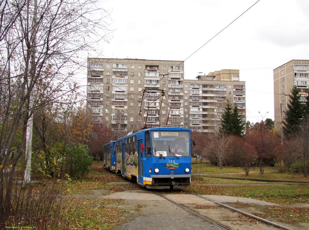 Екатеринбург, Tatra T6B5SU № 744