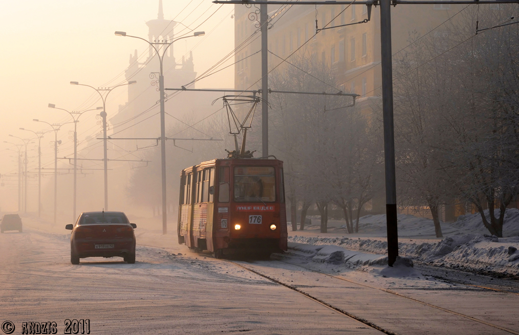 Прокопьевск, 71-605 (КТМ-5М3) № 176