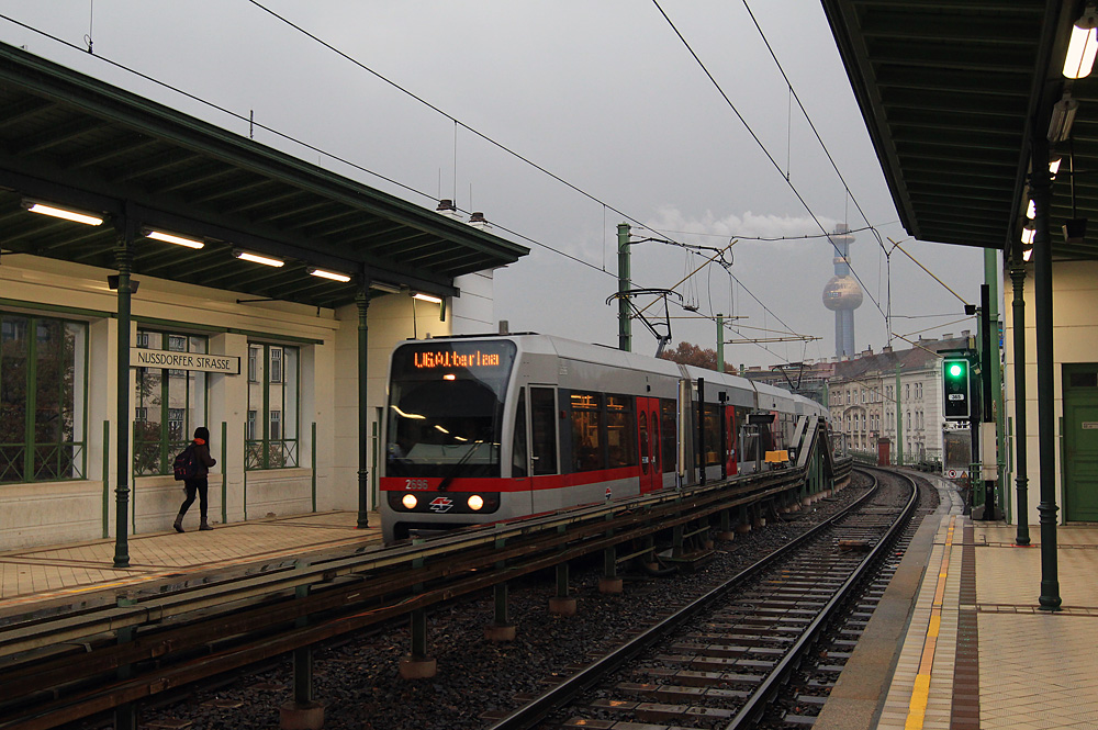Вена, Bombardier Type T1 № 2696