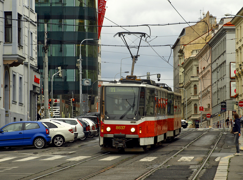 Прага, Tatra T6A5 № 8637