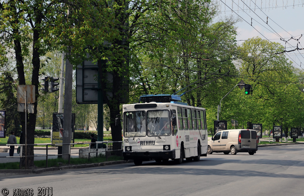 Полтава, ЮМЗ Т2 № 105