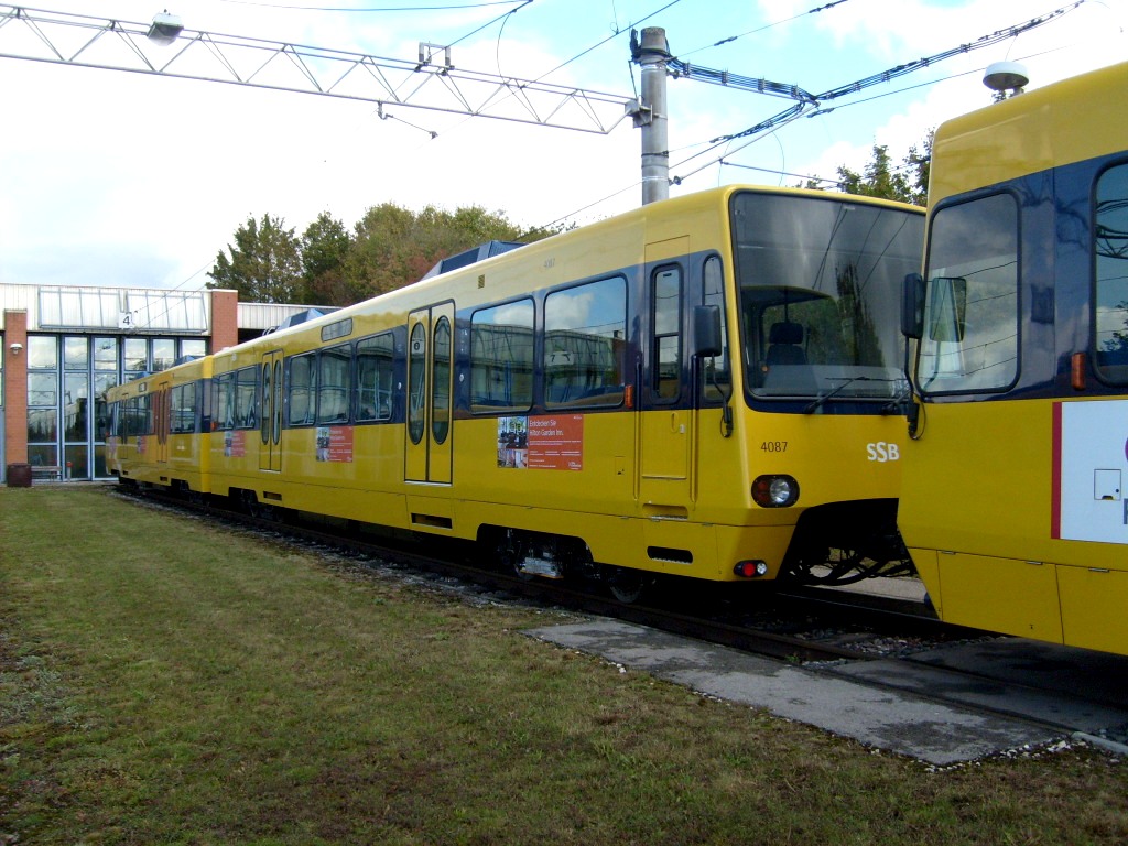Штутгарт, Duewag DT8.S № 4087