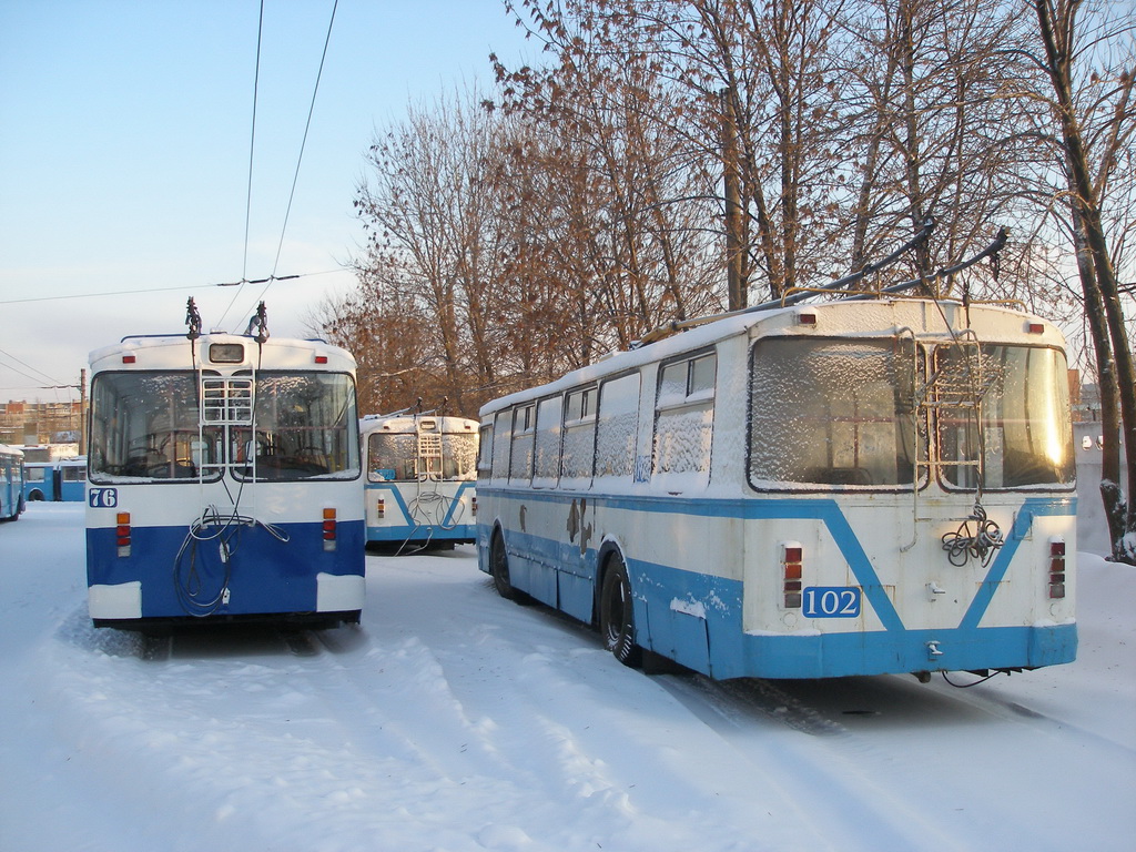 Ярославль, Тролза-62052.02 [62052В] № 76; Ярославль, ЗиУ-682Г-012 [Г0А] № 102