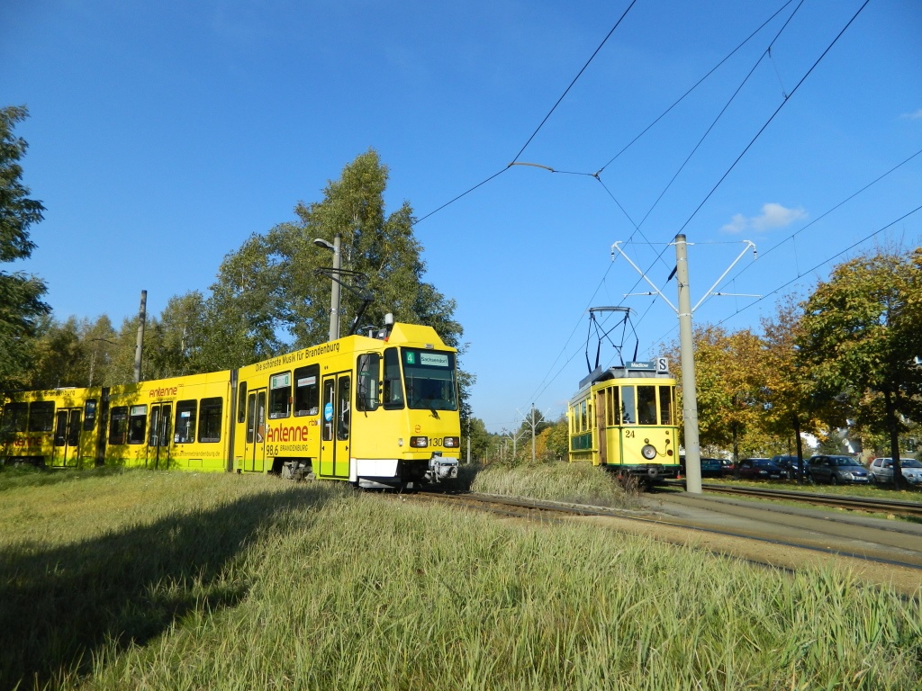 Котбус, Tatra KTNF6 № 130; Котбус, Двухосный моторный WUMAG/AEG № 24