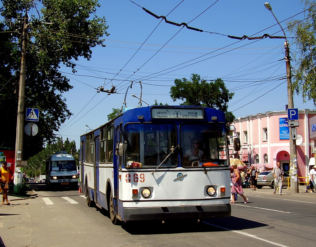 Lisiczańsk, ZiU-682V-012 [V0A] Nr 069