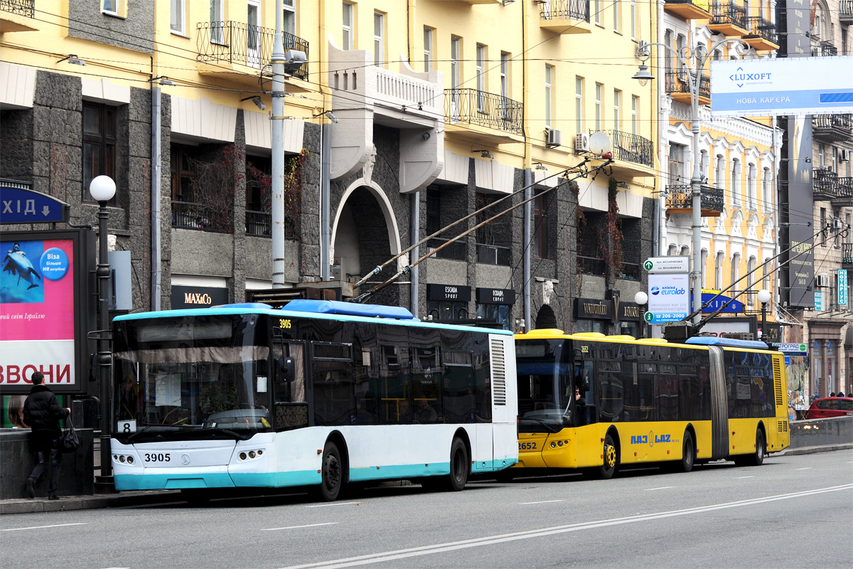 Kijev, LAZ E183D1 Br. 3905