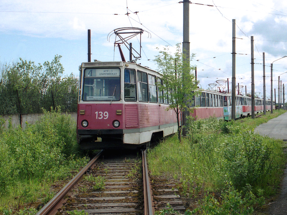 Череповец, 71-605А № 139; Череповец, 71-605 (КТМ-5М3) № 70