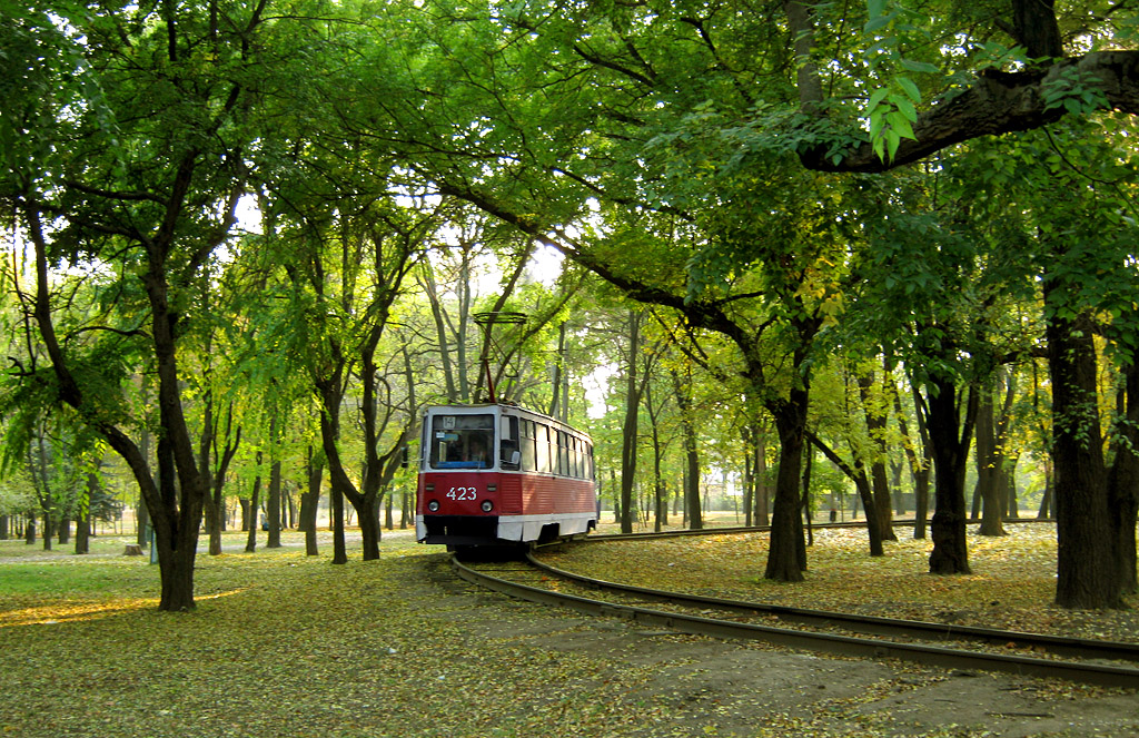 Kryvyi Rih, 71-605 (KTM-5M3) № 423