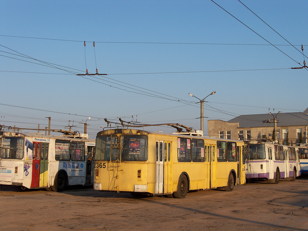 Севастополь, ЗиУ-682В-012 [В0А] № 2365