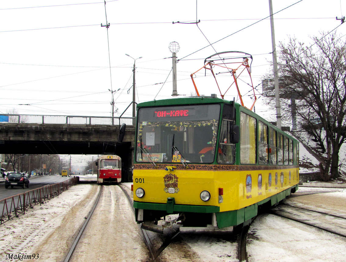 Киев, Tatra T6B5SU № 001