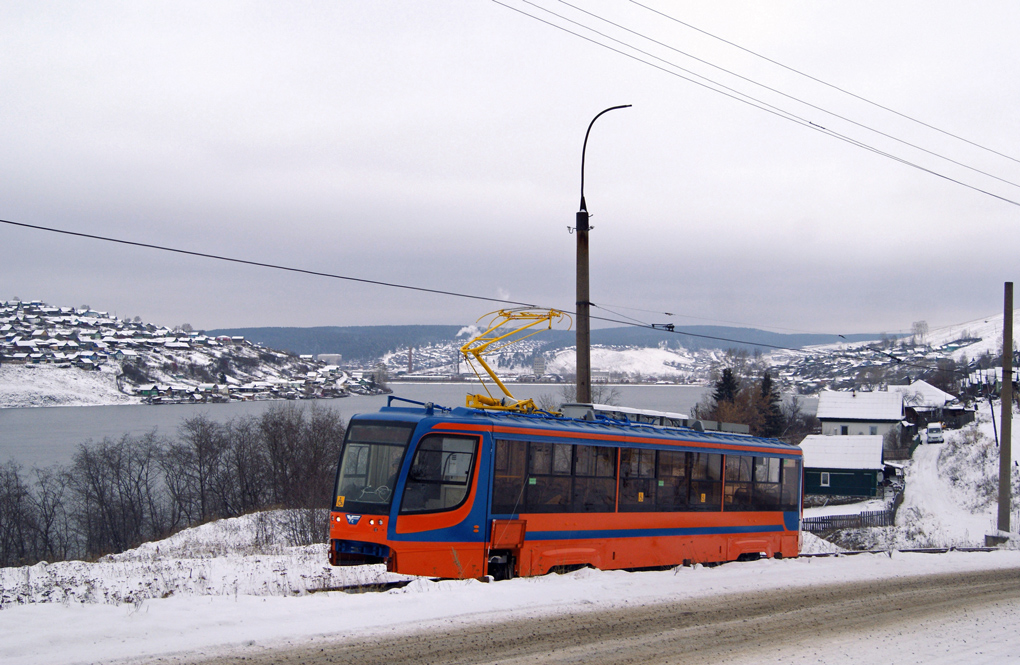 Пермь, 71-623-00 № 574; Усть-Катав — Новые вагоны