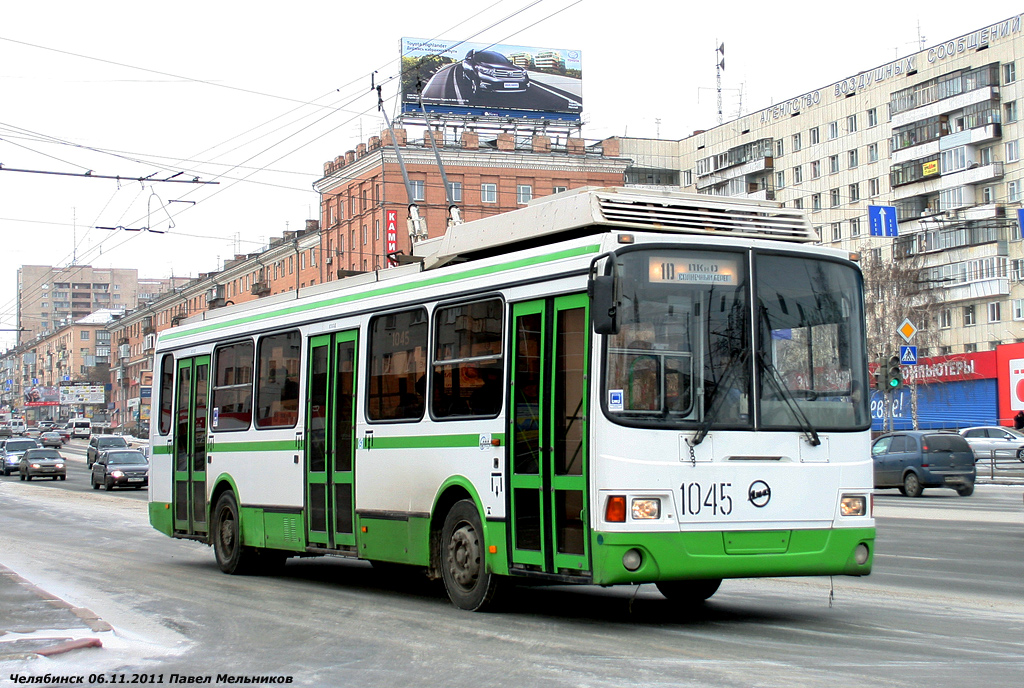 Челябинск, ЛиАЗ-5280 (ВЗТМ) № 1045