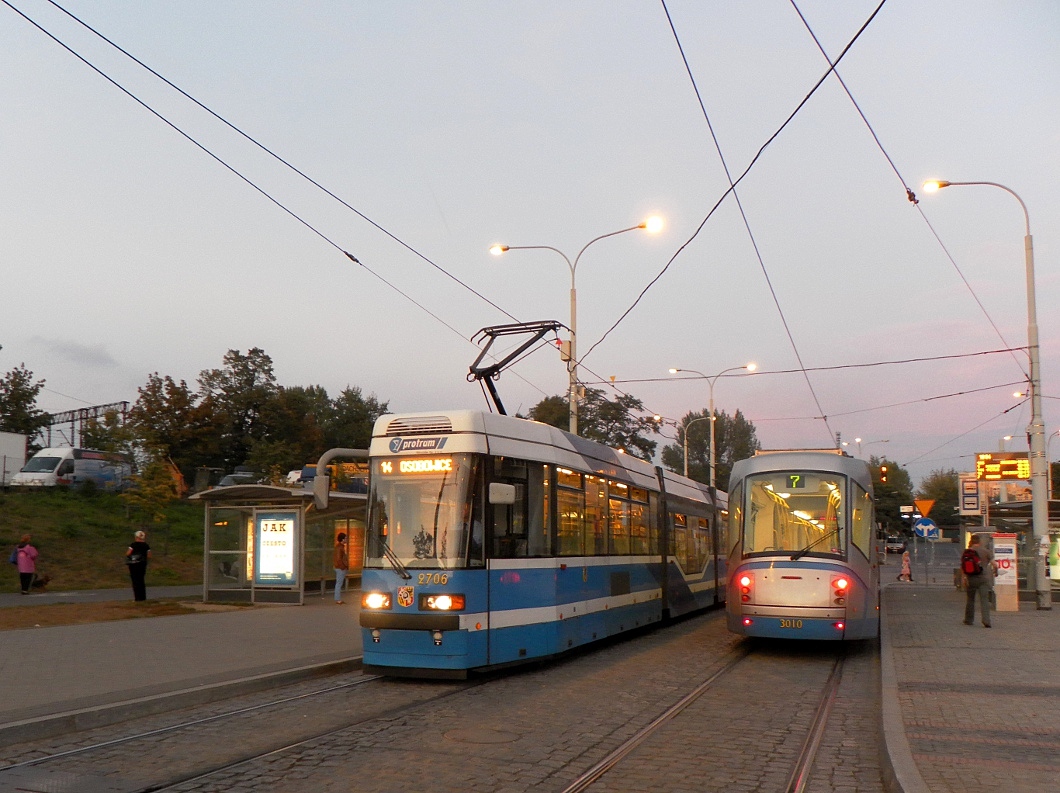 Вроцлав, Protram 205Wr As № 2706; Вроцлав, Škoda 16T Elektra № 3010