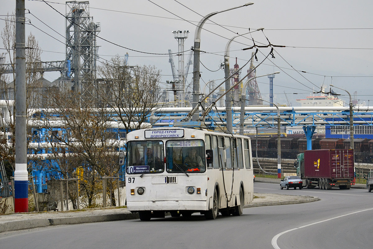 Novorossiysk, ZiU-682G [G00] Br. 97