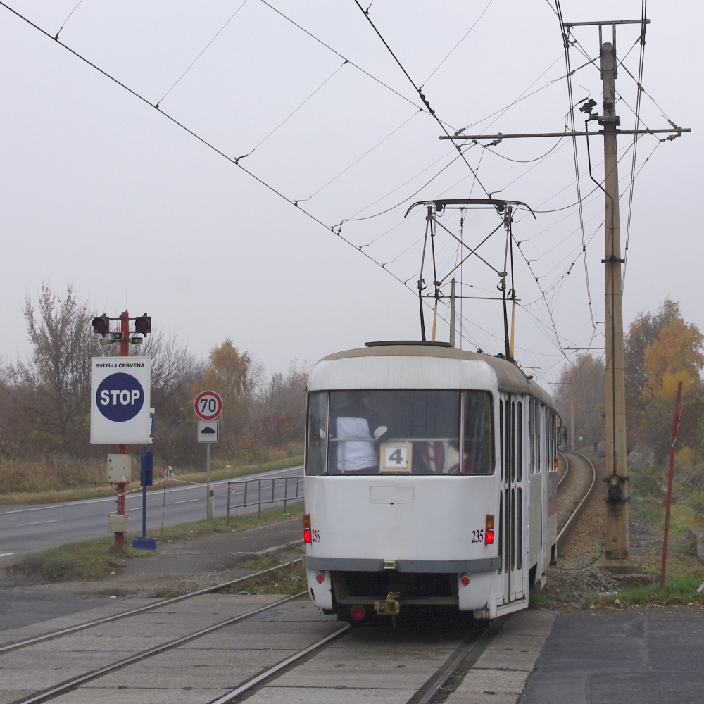 Мост ― Литвинов, Tatra T3SUCS № 235