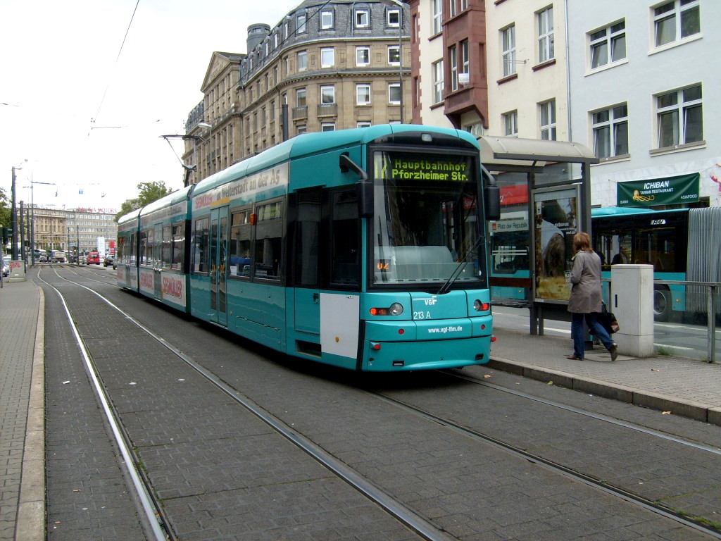 Франкфурт-на-Майне, Bombardier Flexity Classic № 213