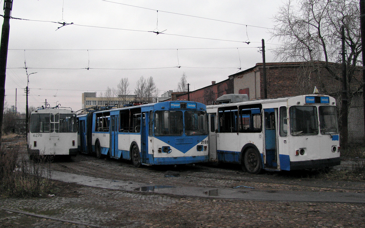 Санкт-Петербург, ЗиУ-682В-012 [В0А] № 6278; Санкт-Петербург, ЗиУ-6205 [620500] № 2109; Санкт-Петербург, ЗиУ-683Б [Б00] № 3113