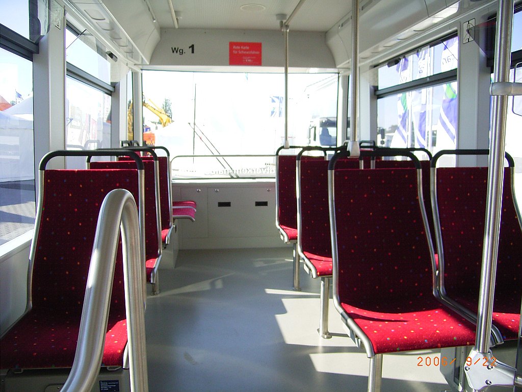 Хальберштадт, Leoliner Fahrzeug-Bau Leipzig NGTW6H № 1; Берлин — InnoTrans 2006