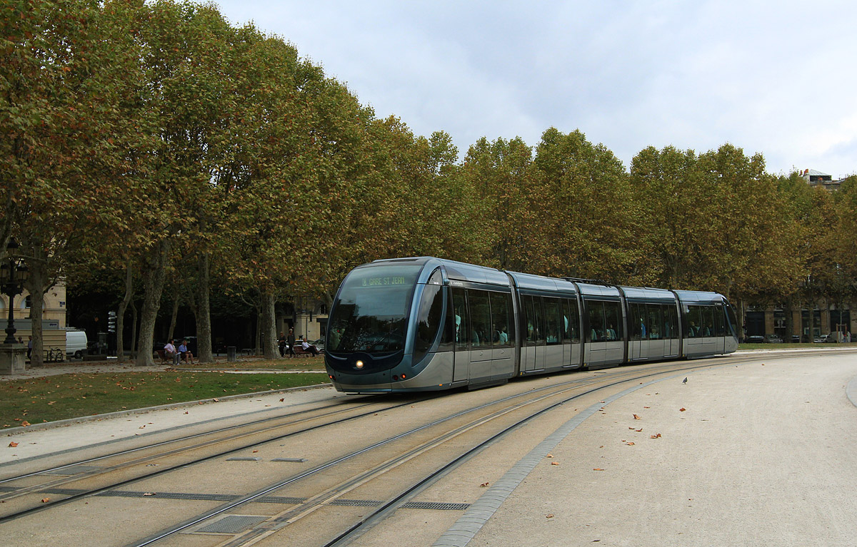 Bordeaux, Alstom Citadis 302 Nr. 2245