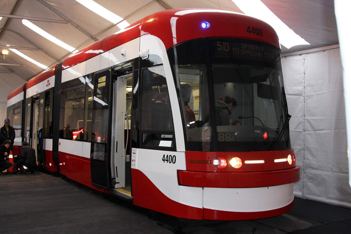 Торонто — TTC представляет макет нового вагона