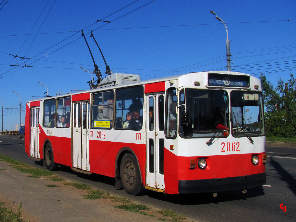 Iżewsk, ZiU-682V [V00] Nr 2062