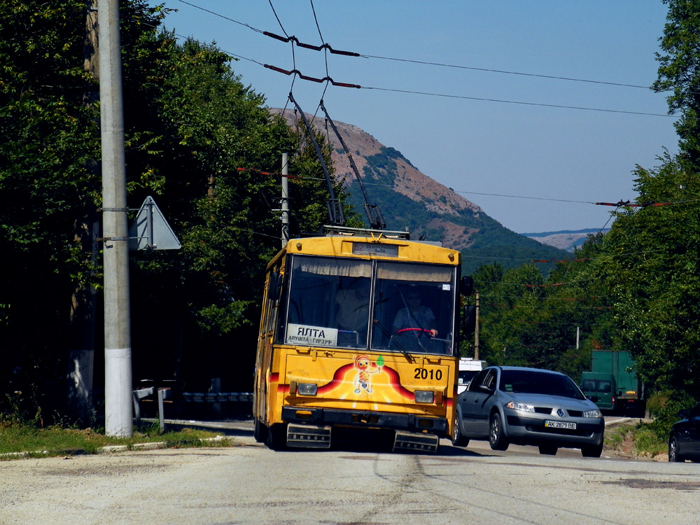 Крымский троллейбус, Škoda 14Tr02/6 № 2010