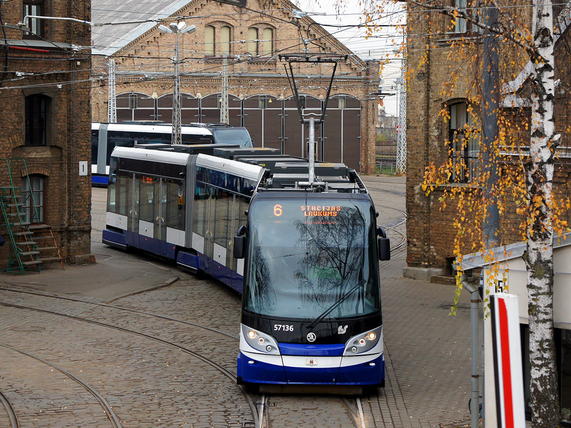 Рига, Škoda 15T ForCity Alfa Riga № 57136