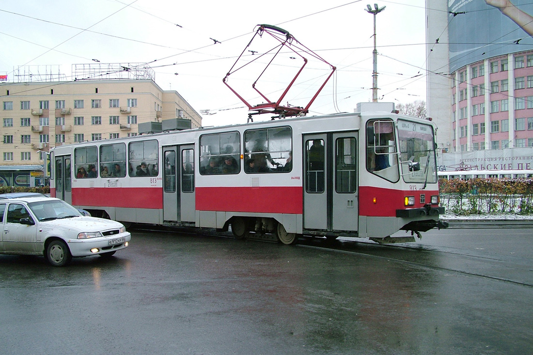 Екатеринбург, 71-402 № 813