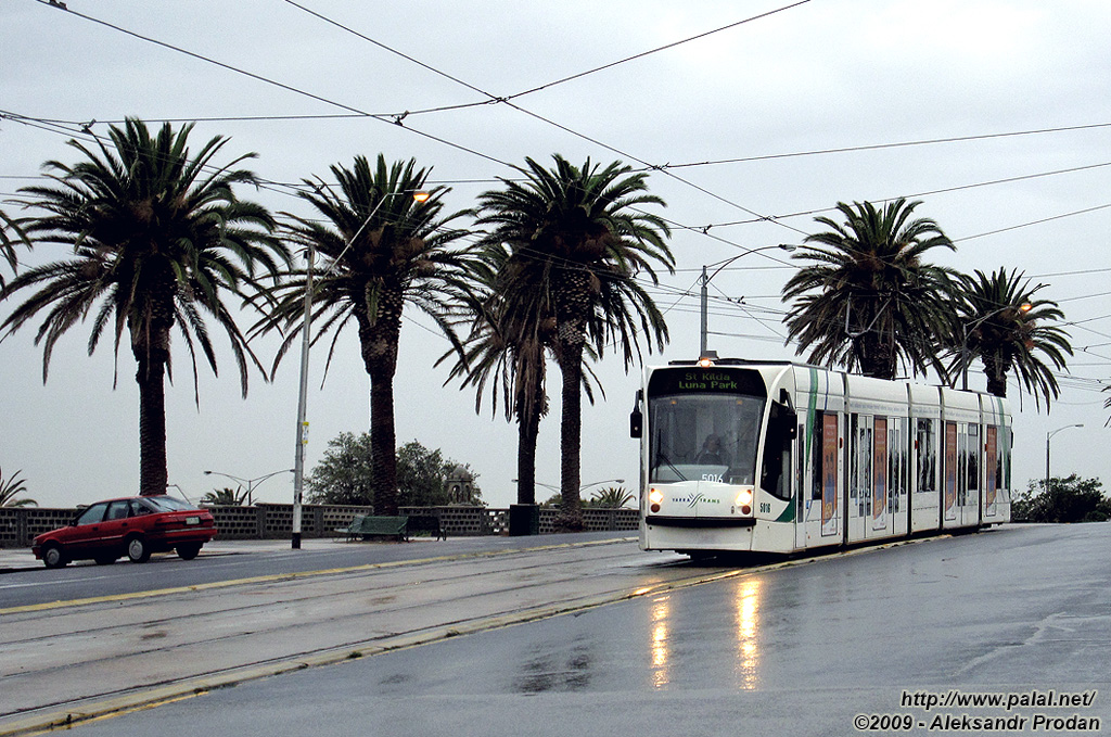 Мельбурн, Siemens Combino D2 Class № 5016 Мельбурн, Siemens Combino D2 Class № 5016