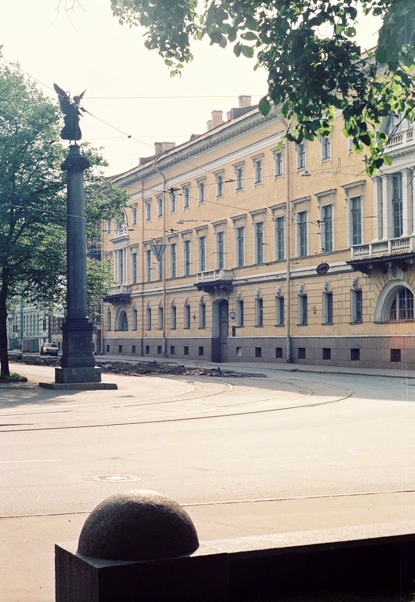 Saint-Pétersbourg — Dismantling and abandoned lines