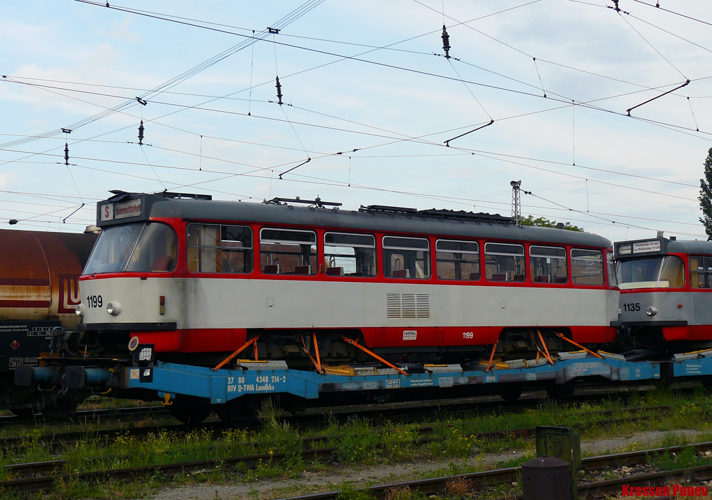 София, Tatra T4DC № 1199; София — Доставка и разтоварване на T4D-C от Хале — юли 2011 г.