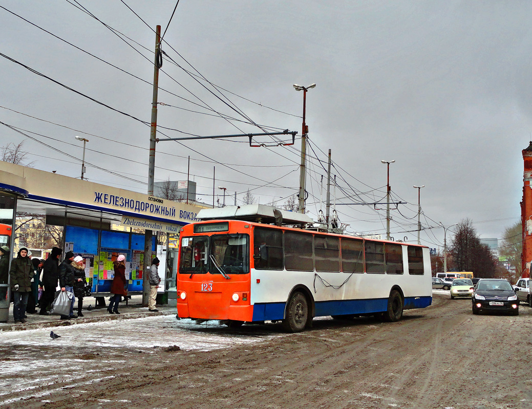 Екатеринбург, ЗиУ-682 КР Иваново № 123